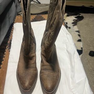 Justin Boots size 13 vintage Brown Western Cowboy Boots